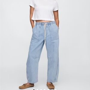 GAP Factory Mid Rise SuperSoft Pull-On Barrel Jeans